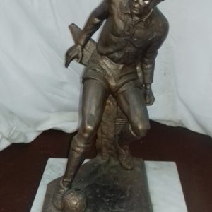 Statua di calciatore